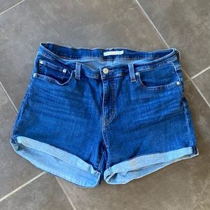 Levi Strauss size 32 mid length jean shorts dark wash